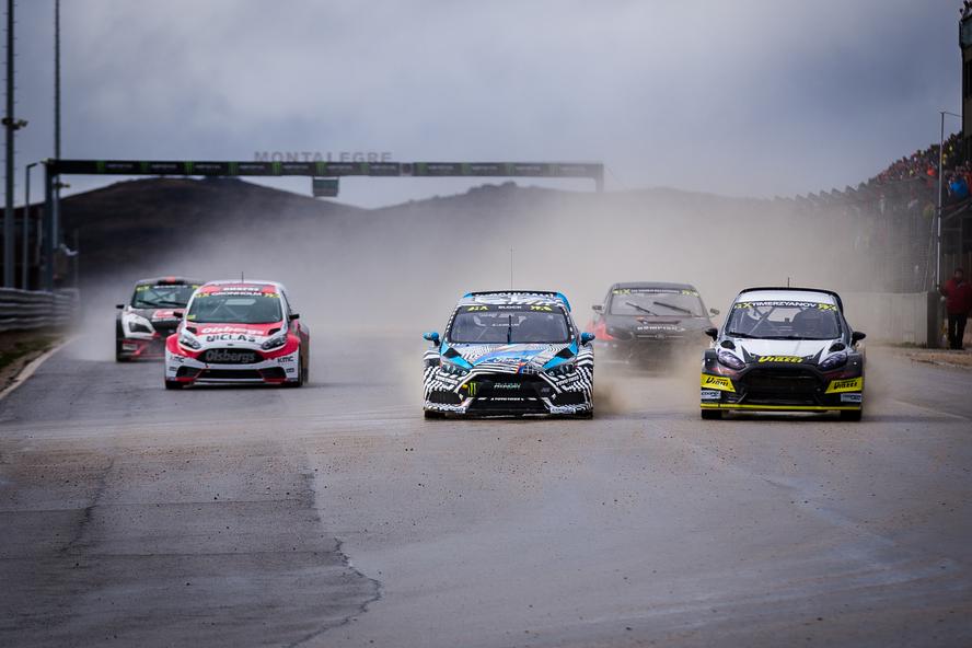 Building upon his successes during Day 1 of World Rallycross Portugal—initially holding the fastest lap in open practice, winning his Qualifying 1 race (which also happened to be the first-ever competitive outing for the Focus RS RX) and finishing out the day 4th overall in the standings—Hoonigan Racing Division’s Andreas Bakkerud returned to the track in Portugal on Day 2 with the straightforward goal: make it to the final in his brand-new Ford Focus RS RX rallycross car. As it would turn out, he did one better than that, making it all the way to the final where he finished 4th overall.