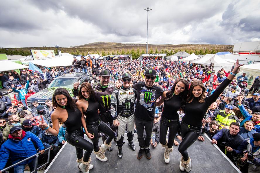 Building upon his successes during Day 1 of World Rallycross Portugal—initially holding the fastest lap in open practice, winning his Qualifying 1 race (which also happened to be the first-ever competitive outing for the Focus RS RX) and finishing out the day 4th overall in the standings—Hoonigan Racing Division’s Andreas Bakkerud returned to the track in Portugal on Day 2 with the straightforward goal: make it to the final in his brand-new Ford Focus RS RX rallycross car. As it would turn out, he did one better than that, making it all the way to the final where he finished 4th overall.
