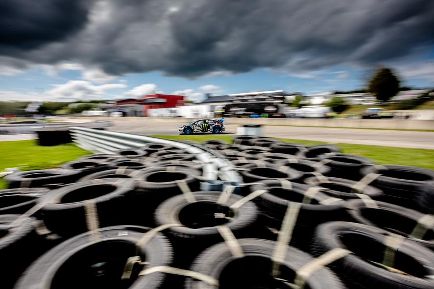 Round 4 of the 2017 World RX Championship took the HRD duo of Ken Block and Andreas Bakkerud to Mettet, Belgium, where the drivers both had a handful of wins off the starting line during their respective Qualifying Races, as well as demonstrating improved pace overall throughout the weekend. To really drive home the off-the-line prowess, Bakkerud even snagged the Monster Energy Supercharge award, which is awarded to the driver with the fastest reaction off of the starting line in the Final.